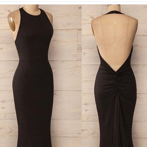 Formal long maxi dress in black - Picture 2 of 4